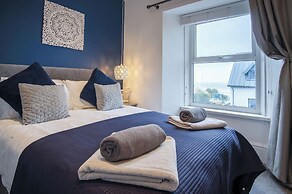 Swn Y Mor - 4 Bedroom Apartment - Saundersfoot