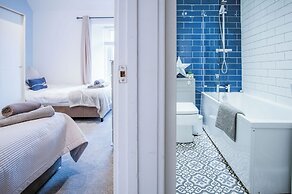 Swn Y Mor - 4 Bedroom Apartment - Saundersfoot