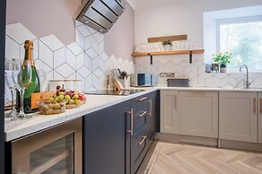 Swn Y Mor - 4 Bedroom Apartment - Saundersfoot