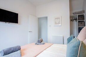 Swn Y Mor - 4 Bedroom Apartment - Saundersfoot