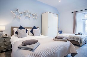 Swn Y Mor - 4 Bedroom Apartment - Saundersfoot