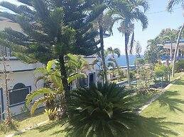 Rockwalled Adventure Resort by Hiverooms