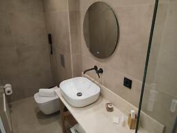 Cabana White Boutique Hotel & Suites