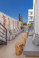 Cabana White Boutique Hotel