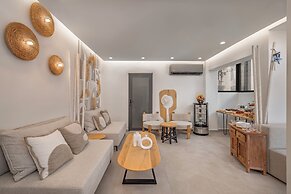 Cabana White Boutique Hotel & Suites