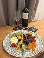 Cabana White Boutique Hotel & Suites