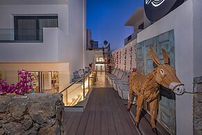 Cabana White Boutique Hotel