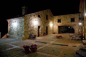 Masseria rocca di Gonato