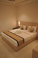 CROWN PARK LUXURY HOTEL