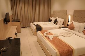CROWN PARK LUXURY HOTEL