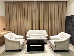 CROWN PARK LUXURY HOTEL