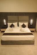 CROWN PARK LUXURY HOTEL