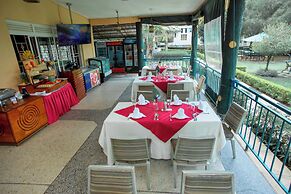 Igongo country hotel and cultural Centre