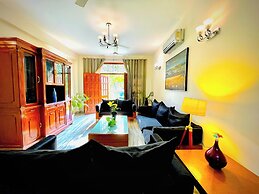 BedChambers Serviced Apartments -Artemis