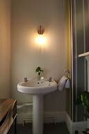 Mossley Hill Retreat