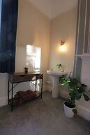 Mossley Hill Retreat