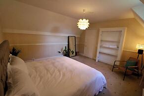 Mossley Hill Retreat