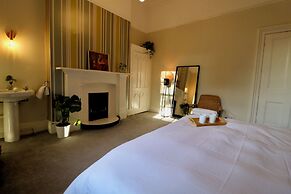 Mossley Hill Retreat