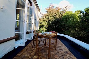 Mossley Hill Retreat