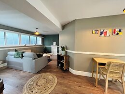 Mossley Hill Retreat