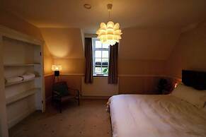 Mossley Hill Retreat