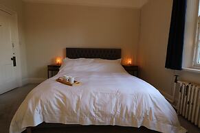 Mossley Hill Retreat