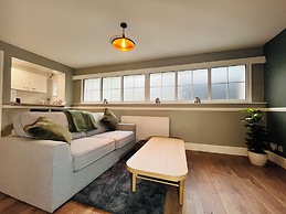 Mossley Hill Retreat