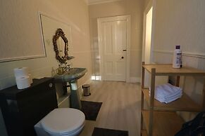 Mossley Hill Retreat