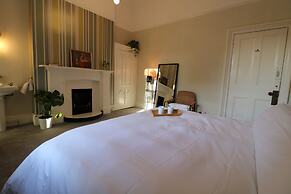 Mossley Hill Retreat