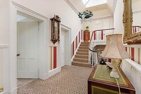 Mossley Hill Retreat