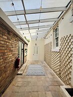 Mossley Hill Retreat