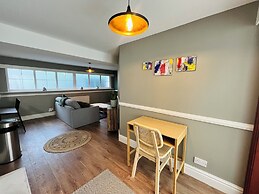 Mossley Hill Retreat