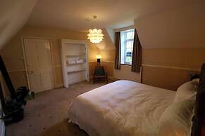 Mossley Hill Retreat