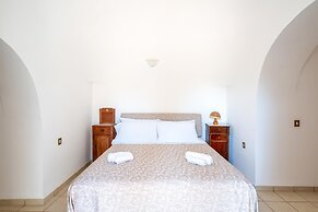 3883 Dimora Nina Valente by Barbarhouse