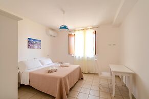 3883 Dimora Nina Valente by Barbarhouse