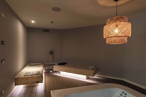 Green and Blue Villa by Wonderful Italy