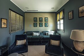 Green and Blue Villa by Wonderful Italy