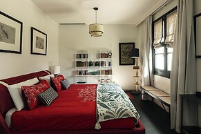 Green and Blue Villa by Wonderful Italy