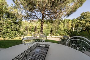 Green and Blue Villa by Wonderful Italy