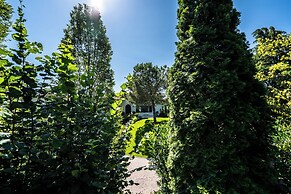 Green and Blue Villa by Wonderful Italy