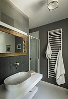 Green and Blue Villa by Wonderful Italy