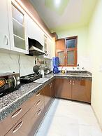 Roomshala 177 Homestay Thehrav