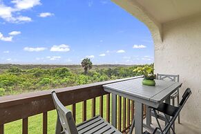 Life's A Beach~oceanfront 2 Bedroom Condo by RedAwning