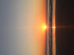 Life's A Beach~oceanfront 2 Bedroom Condo by RedAwning