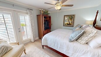 Sandpiper Cove 2147 2 Bedroom Condo by RedAwning