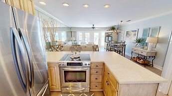 Sandpiper Cove 2147 2 Bedroom Condo by RedAwning