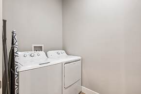 Grand Slam Getaway #5 5 Bedroom Townhouse