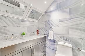 Spacious Retreat 7 Mi to Tobyhanna State Park!