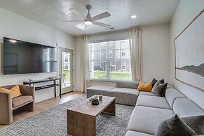 Sleek Vineyard Condo w/ Access to Community Pools