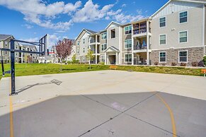 Sleek Vineyard Condo w/ Access to Community Pools